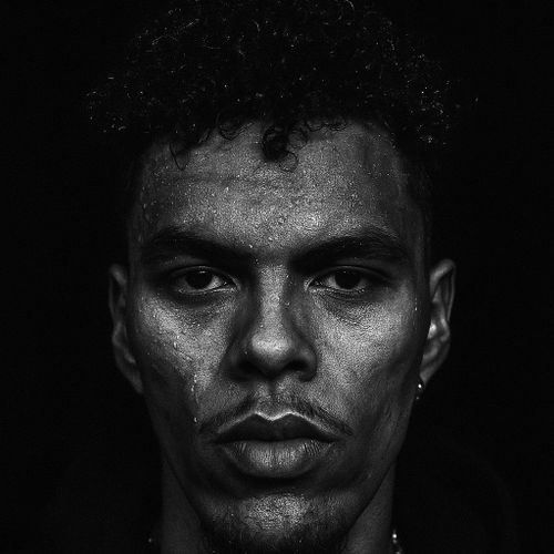 © Rodney Moudjendé