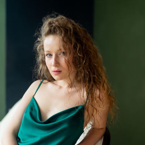 © Anastasiia Kholina