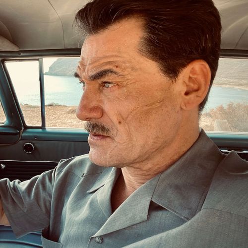© #Stefan_Weinert #Netflix #Jaguar