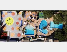 uploads/2016/07/Smile-pool-by-A2arquitectos-02-1024x476.jpg